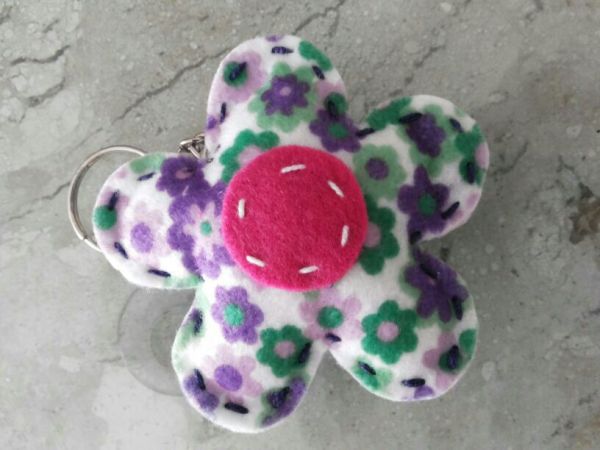 Chaveiro Flor médio